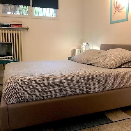 Appartement Cosy, Independant Avec Jardin 뫼동 외부 사진